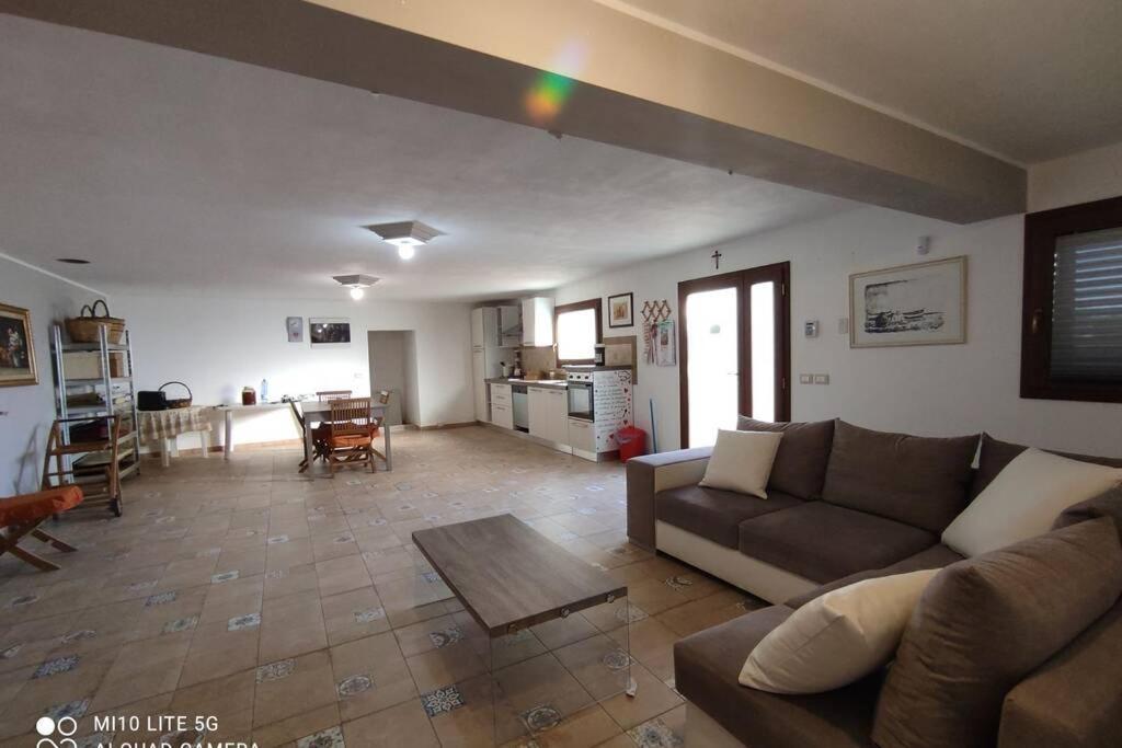 Casa Relax In Periferia Con Ingresso E Parcheggio Privato. Διαμέρισμα Zimmardo Εξωτερικό φωτογραφία