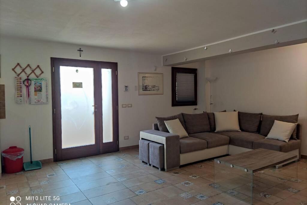 Casa Relax In Periferia Con Ingresso E Parcheggio Privato. Διαμέρισμα Zimmardo Εξωτερικό φωτογραφία
